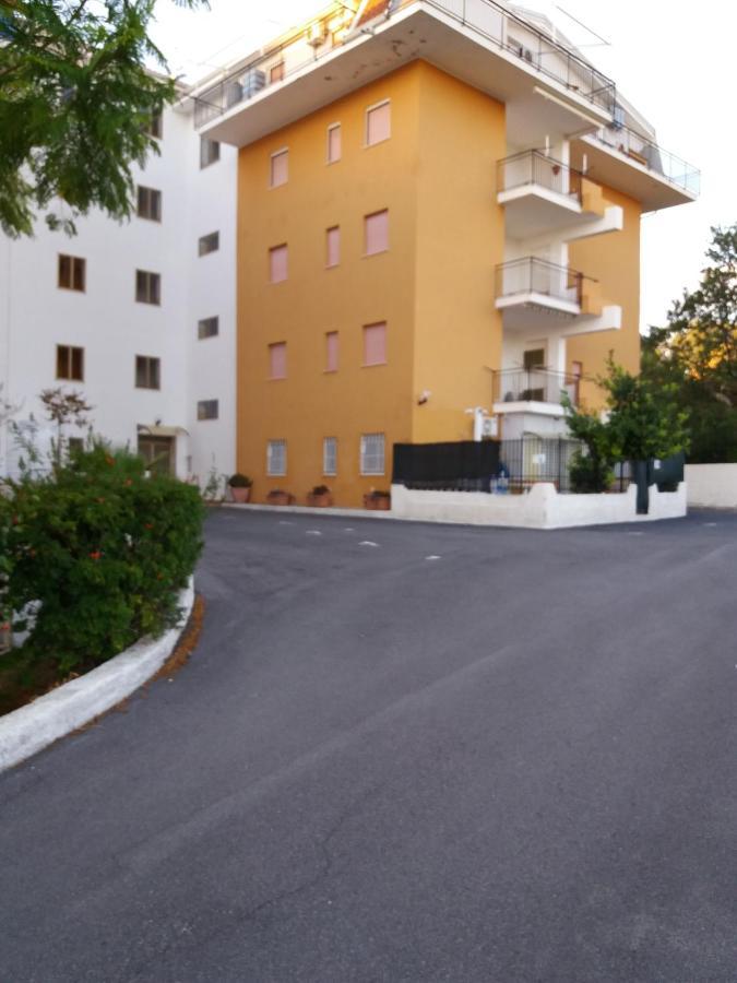 Levante Rooms Scalea Eksteriør bilde